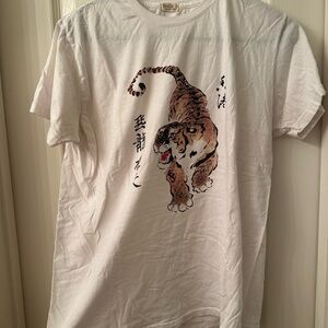 Brandy Melville White Tiger Graphic Tee
